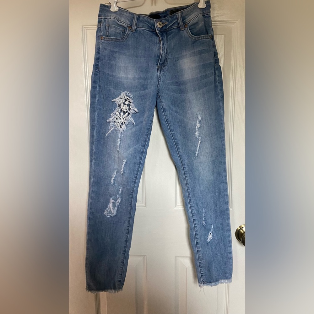 Buffalo David Bitton Lace Patchwork Distressed Cropped Jeans, Size 28